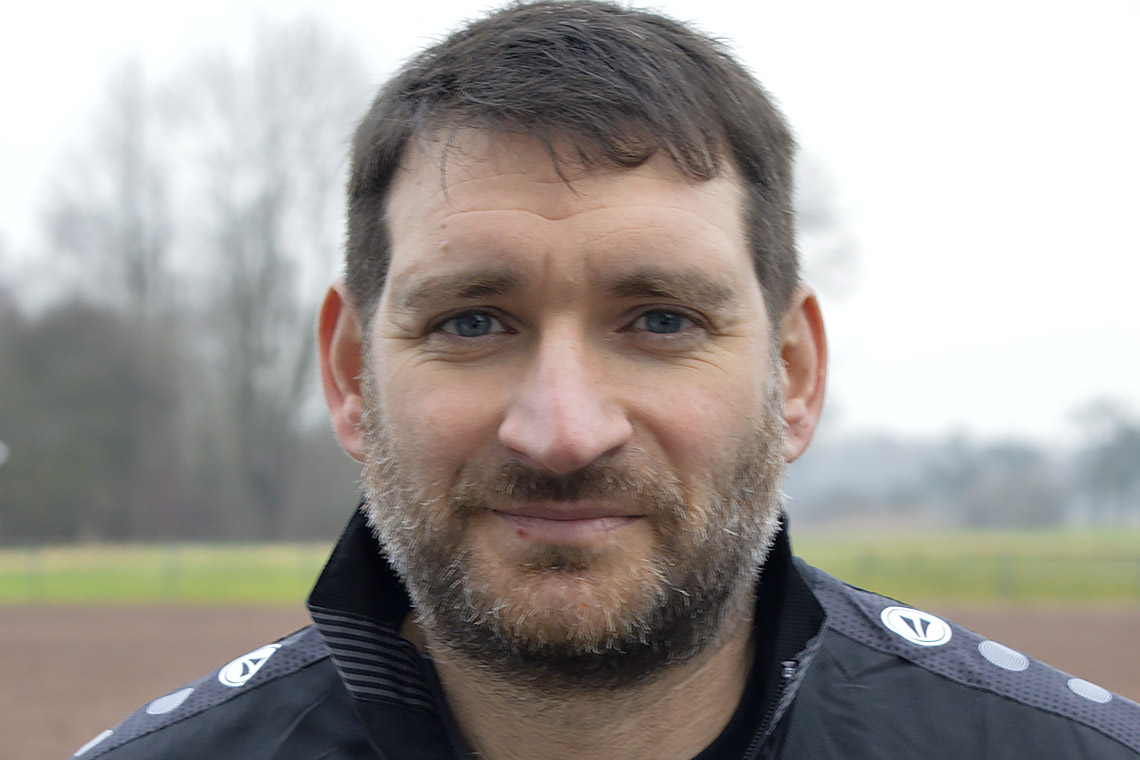 Mehr über den Artikel erfahren Jens Hellmann neuer Trainer beim SV Leutesheim
