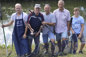 Mehr über den Artikel erfahren Siegfried Grumer neuer Anglerkönig in Leutesheim