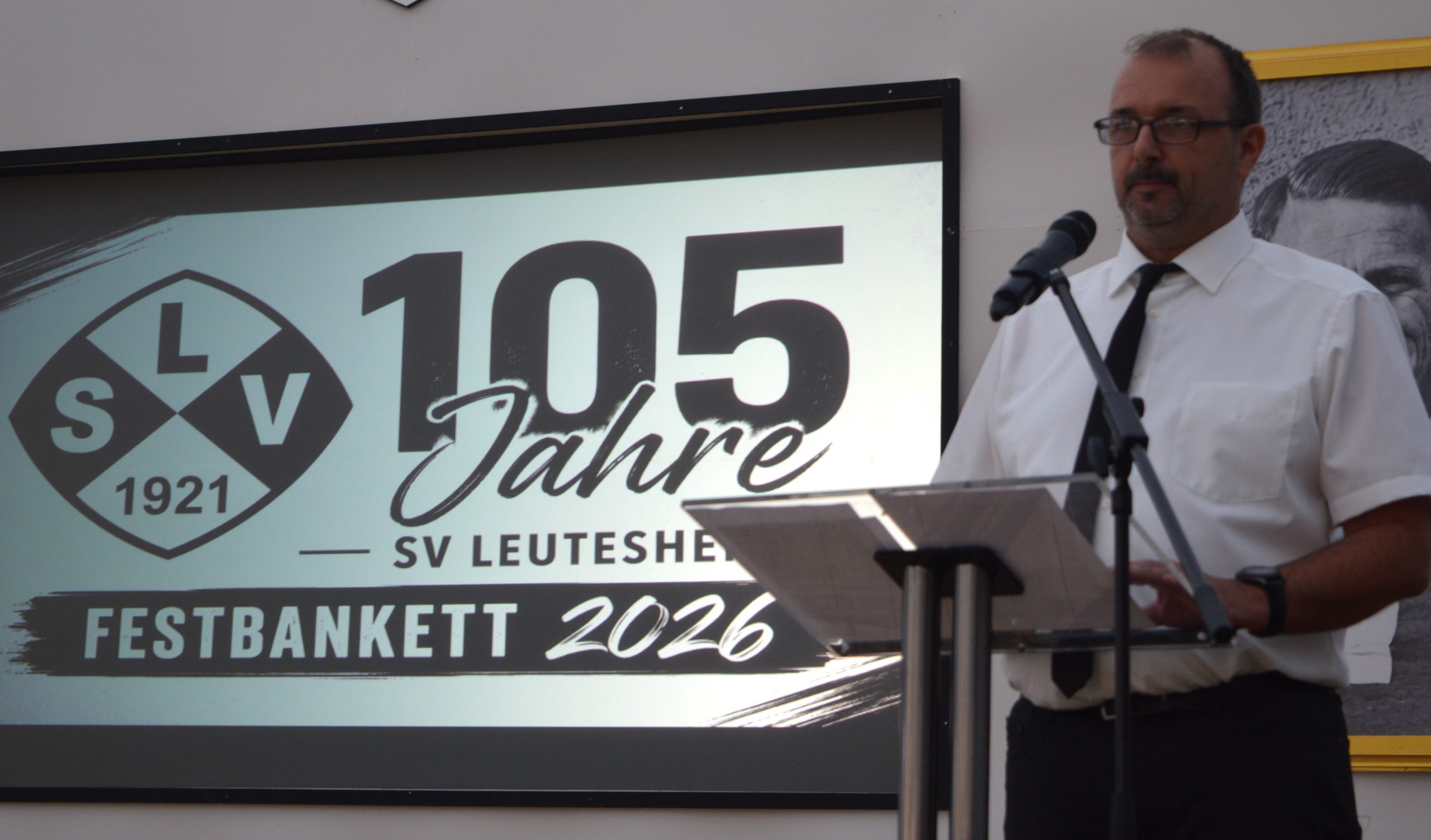 Mehr über den Artikel erfahren Leutesheimer Fußballer feiern beim Festakt den 105. Geburtstag